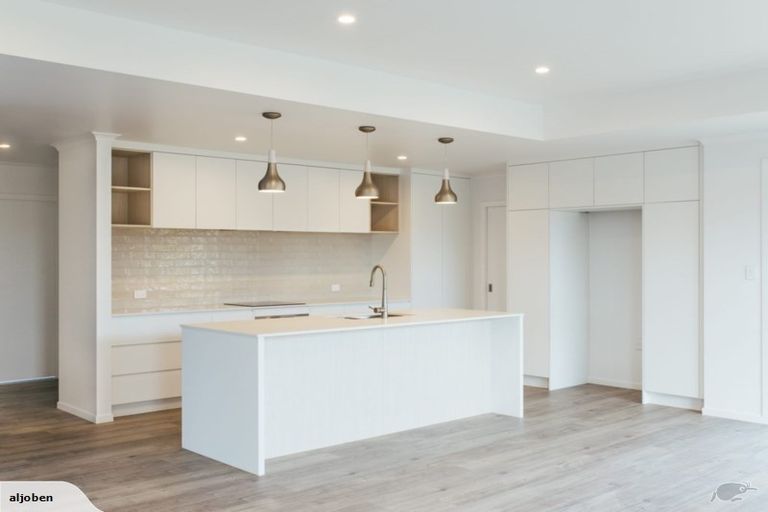 Photo of property in 12 Lewis Way, Cambridge, 3434