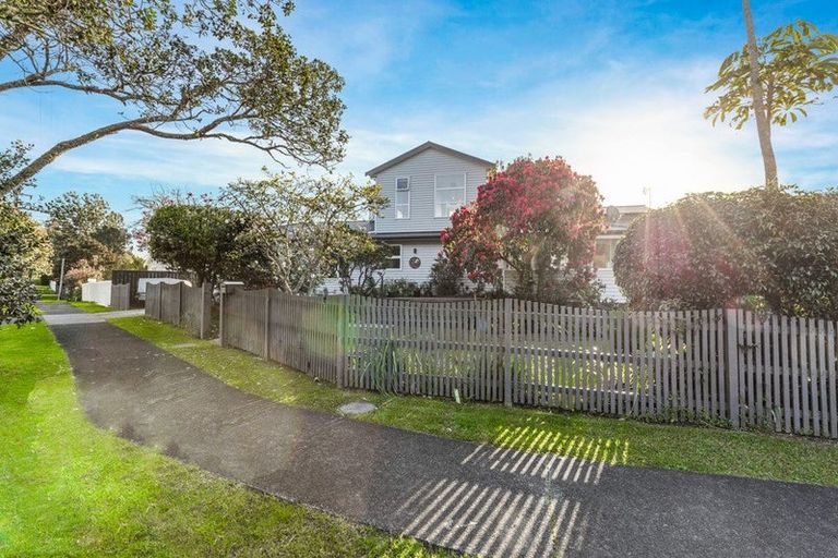 Photo of property in 3 Waimarie Road, Whenuapai, Auckland, 0618