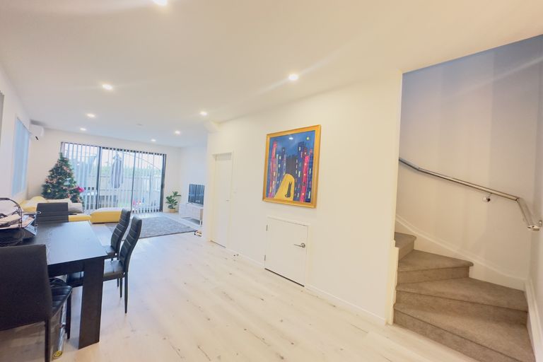 Photo of property in 12 Taiaha Street, Papakura, 2110