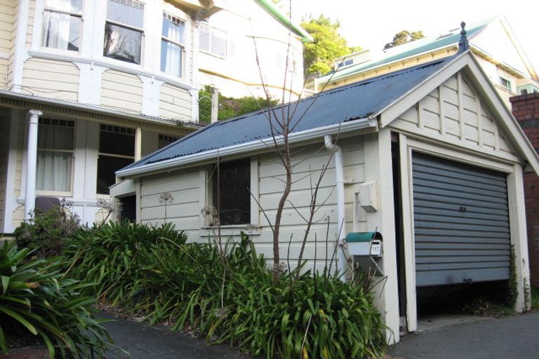 Photo of property in 117 Glenmore Street, Kelburn, Wellington, 6012