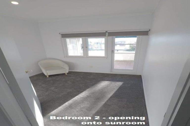 Photo of property in 374 Upper Harbour Drive, Greenhithe, Auckland, 0632