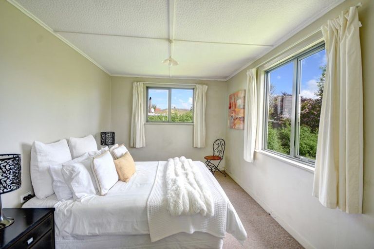 Photo of property in 16 Centennial Avenue, Milton, 9220