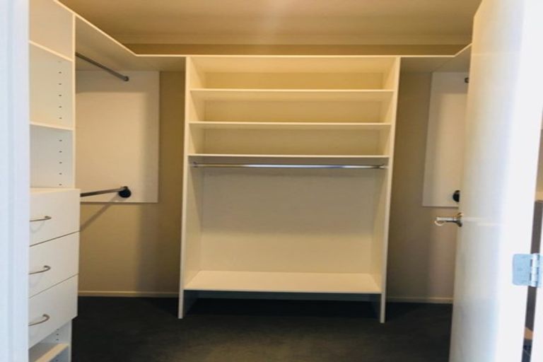 Photo of property in 3 The Enclave, Totara Heights, Auckland, 2105