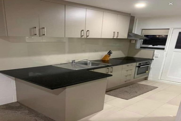 Photo of property in 2/120 Saint George Street, Papatoetoe, Auckland, 2025