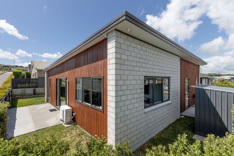 Photo of property in 58 Sentinel Avenue, Omokoroa, 3114