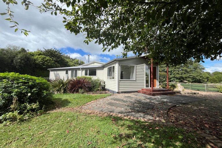 Photo of property in 103 Craig Road, Newstead, Hamilton, 3286