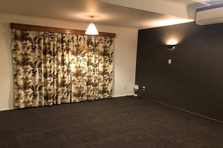 Photo of property in 6 Pitarua Street, Thorndon, Wellington, 6011