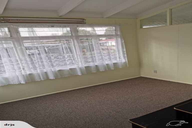 Photo of property in 130 Tui Road, Papatoetoe, Auckland, 2025