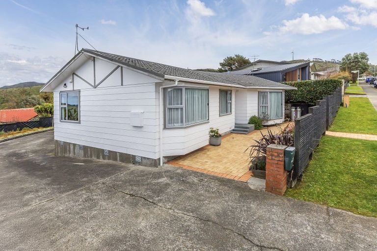 Photo of property in 244 Mitchell Street, Brooklyn, Wellington, 6021