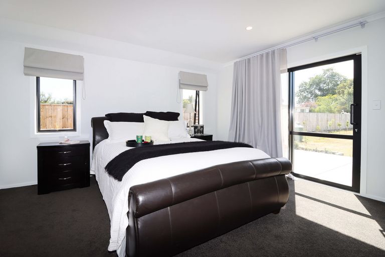 Photo of property in 13 Madison Street, Carterton, 5713