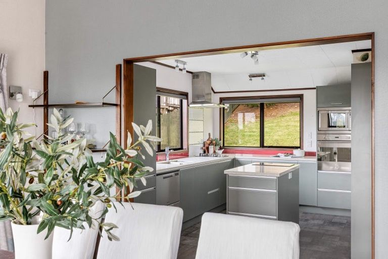 Photo of property in 80 Marellen Drive, Red Beach, 0932