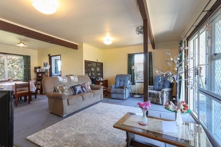 Photo of property in 3 Sequoia Crescent, Owhata, Rotorua, 3010