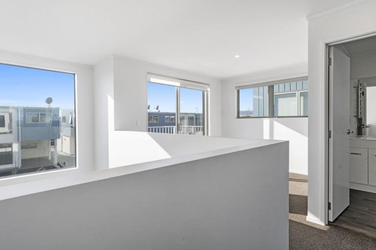 Photo of property in 31 Reynolds Place, Papamoa Beach, Papamoa, 3118