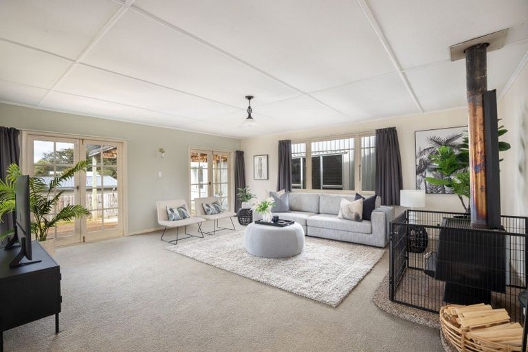 Photo of property in 1057 Junction Road, Egmont Village, New Plymouth, 4372