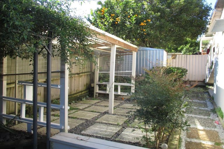 Photo of property in 4/33 Rodney Street, Howick, Auckland, 2014