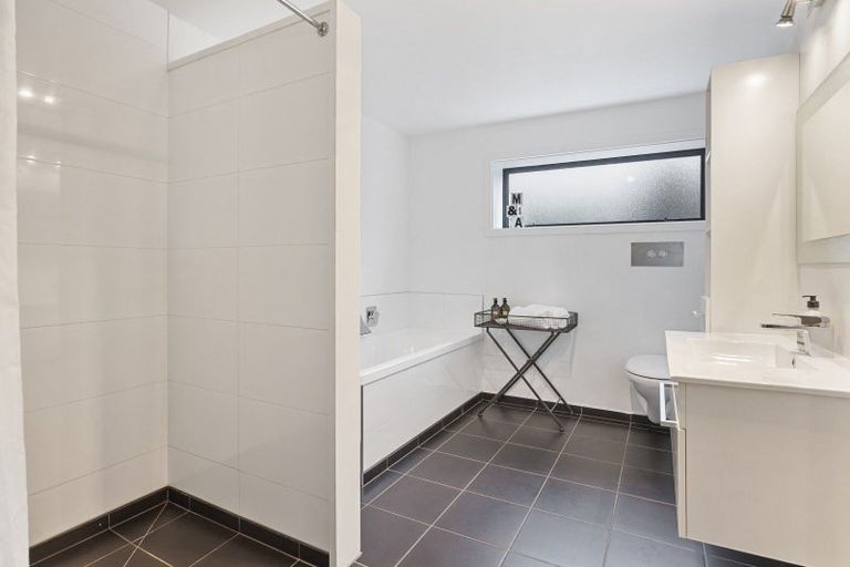 Photo of property in 92 Preston Crescent, Belleknowes, Dunedin, 9011