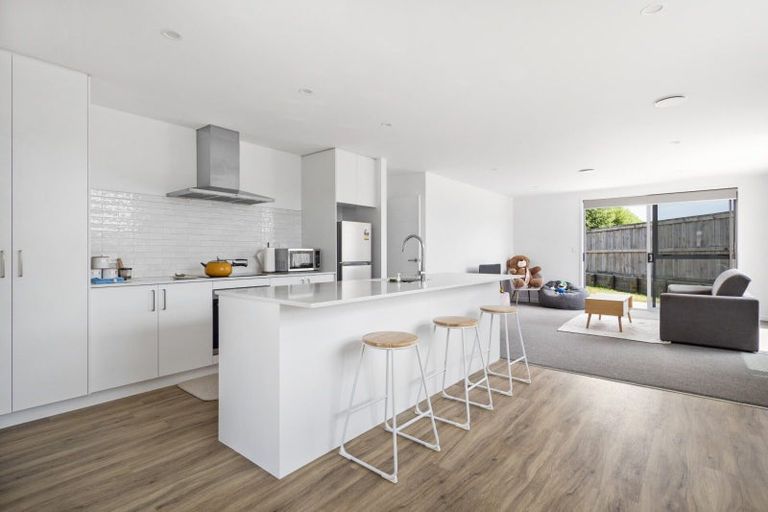 Photo of property in 14 Papaka Lane, Poike, Tauranga, 3112