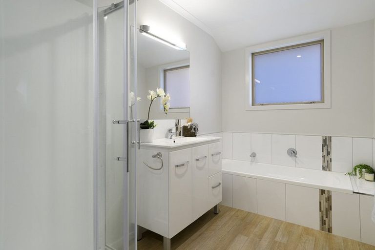 Photo of property in 18 Harding Drive, Papamoa Beach, Papamoa, 3118