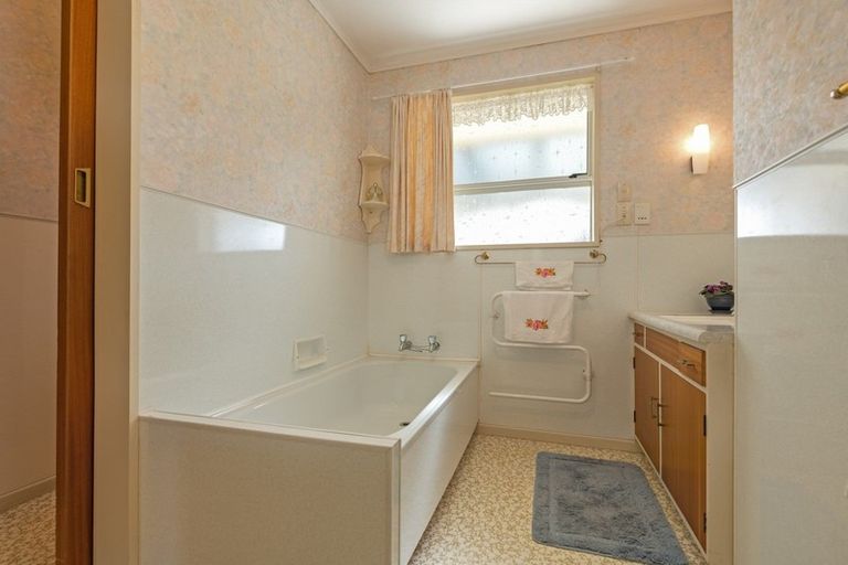 Photo of property in 83 Buick Crescent, Awapuni, Palmerston North, 4412