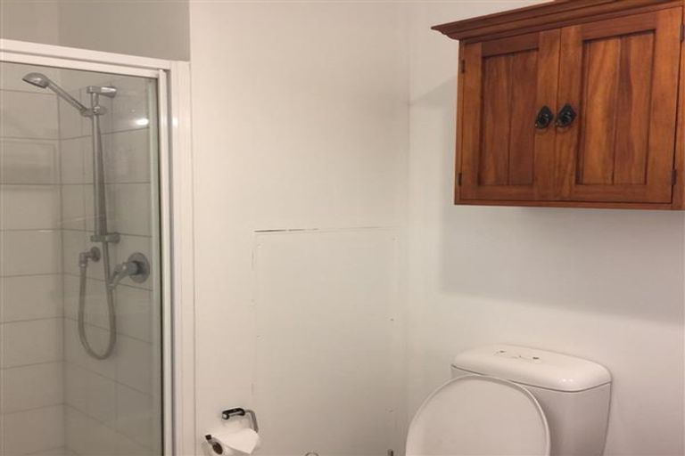 Photo of property in 4e/30 Westward Ho, Glen Eden, Auckland, 0602