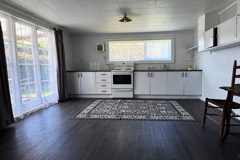 Photo of property in 30 Charles Road, Hannahs Bay, Rotorua, 3010