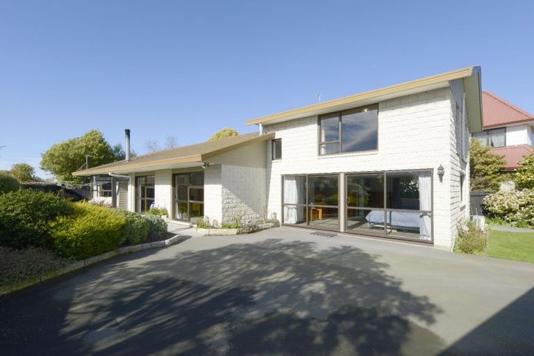 Photo of property in 448c Harewood Road, Harewood, Christchurch, 8051