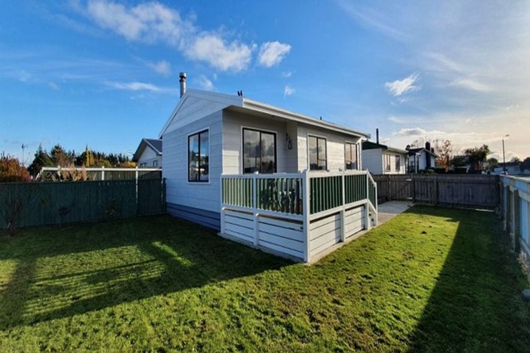 Photo of property in 10 Skye Street, Levin, 5510