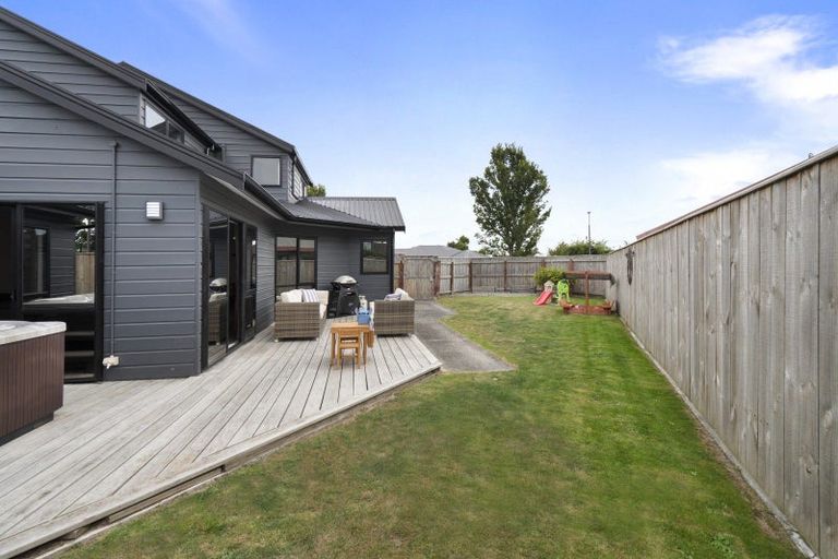 Photo of property in 12 Jefferson Crescent, Milson, Palmerston North, 4414