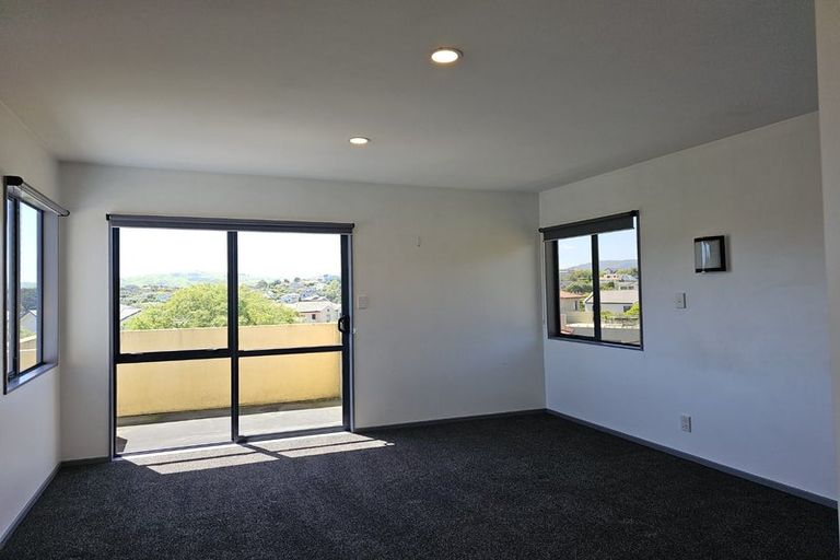 Photo of property in 65 Samwell Drive, Whitby, Porirua, 5024