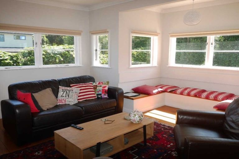 Photo of property in 41a Tiromoana Road, Raumati South, Paraparaumu, 5032