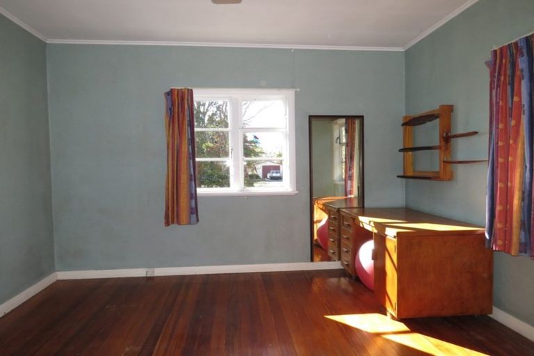 Photo of property in 58 Wakefield Street, Westport, 7825