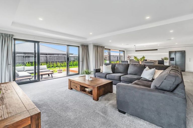 Photo of property in 7 Hawk Close, Rolleston, 7615