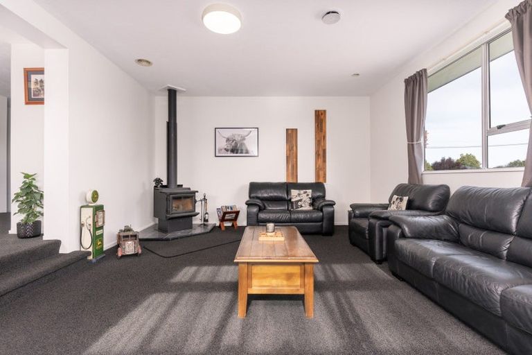 Photo of property in 32 Brookside Road, Rolleston, 7614