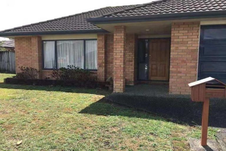 Photo of property in 31 Belcoo Crescent, East Tamaki, Auckland, 2013