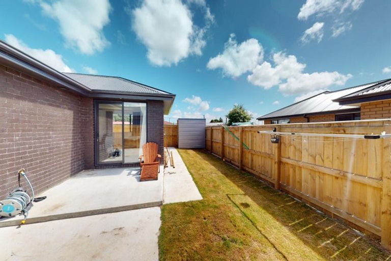 Photo of property in 8 Fagan Street, Sanson, 4817