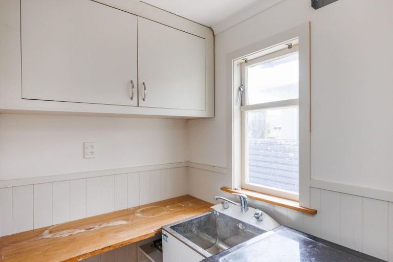 Photo of property in 157 College Street, Awapuni, Palmerston North, 4412