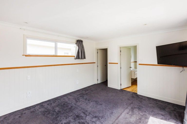 Photo of property in 157 College Street, Awapuni, Palmerston North, 4412