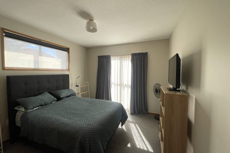 Photo of property in 78a Aorangi Road, Bryndwr, Christchurch, 8053