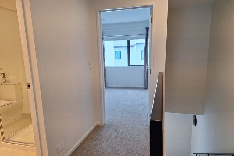 Photo of property in 8 Katikati Drive, Manurewa, Auckland, 2102