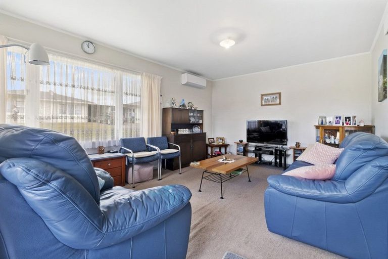 Photo of property in 4/53-55 East Street, Papakura, 2110
