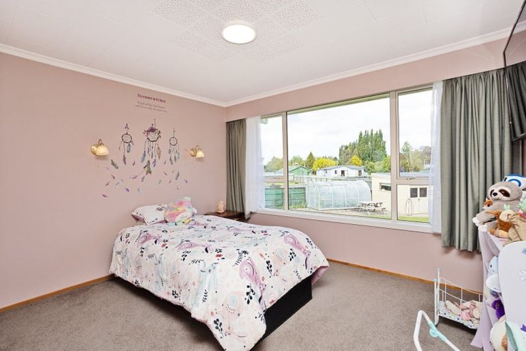 Photo of property in 47 Elles Road, Otautau, 9610