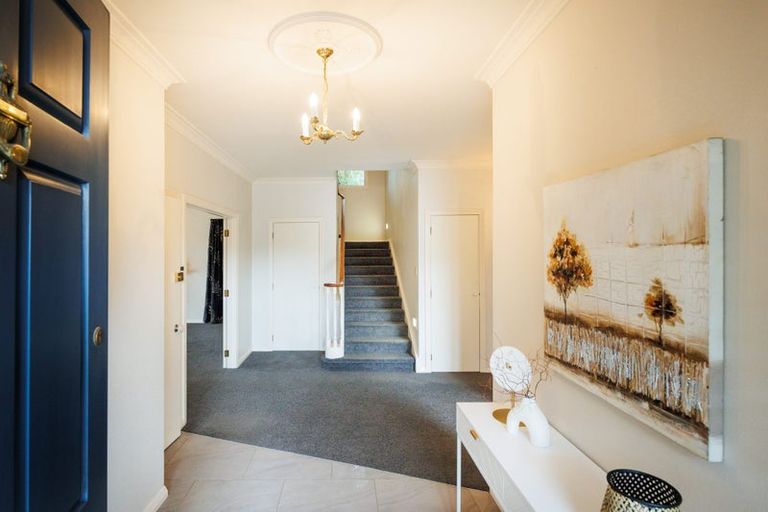 Photo of property in 1 Ranara Court, West End, Palmerston North, 4410