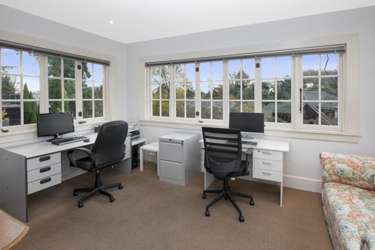 Photo of property in 12 Glandovey Road, Fendalton, Christchurch, 8052