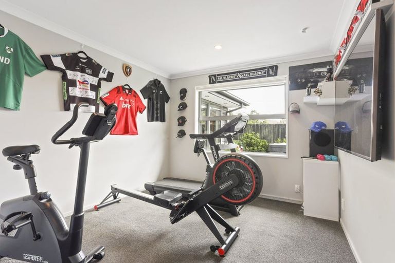 Photo of property in 15 Belgrave Drive, Rangiora, 7400