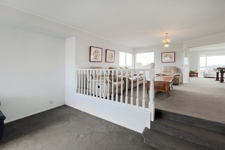 Photo of property in 51 Tiri Road, Manly, Whangaparaoa, 0930