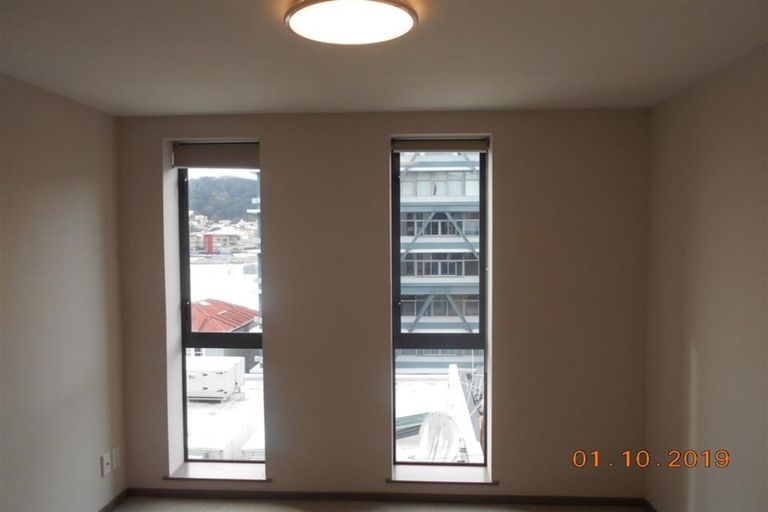 Photo of property in Dual Apartments, 406/142 Vivian Street, Te Aro, Wellington, 6011