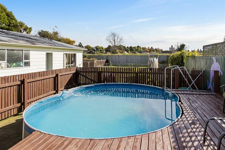 Photo of property in 8 Massey Street, Waimate, 7924