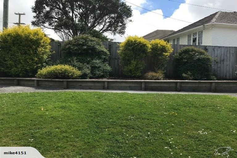 Photo of property in 23 Turkington Street, Tawa, Wellington, 5028