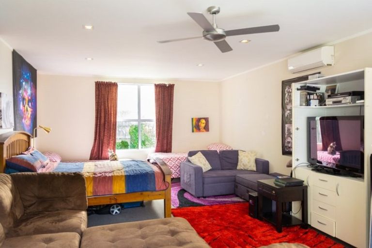 Photo of property in 142 Plateau Road, Te Marua, Upper Hutt, 5018