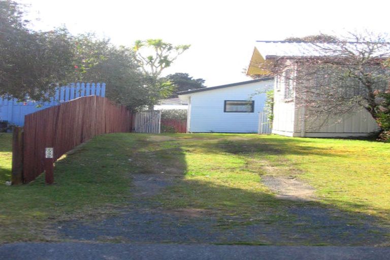 Photo of property in 209b Linton Crescent, Whangamata, 3620